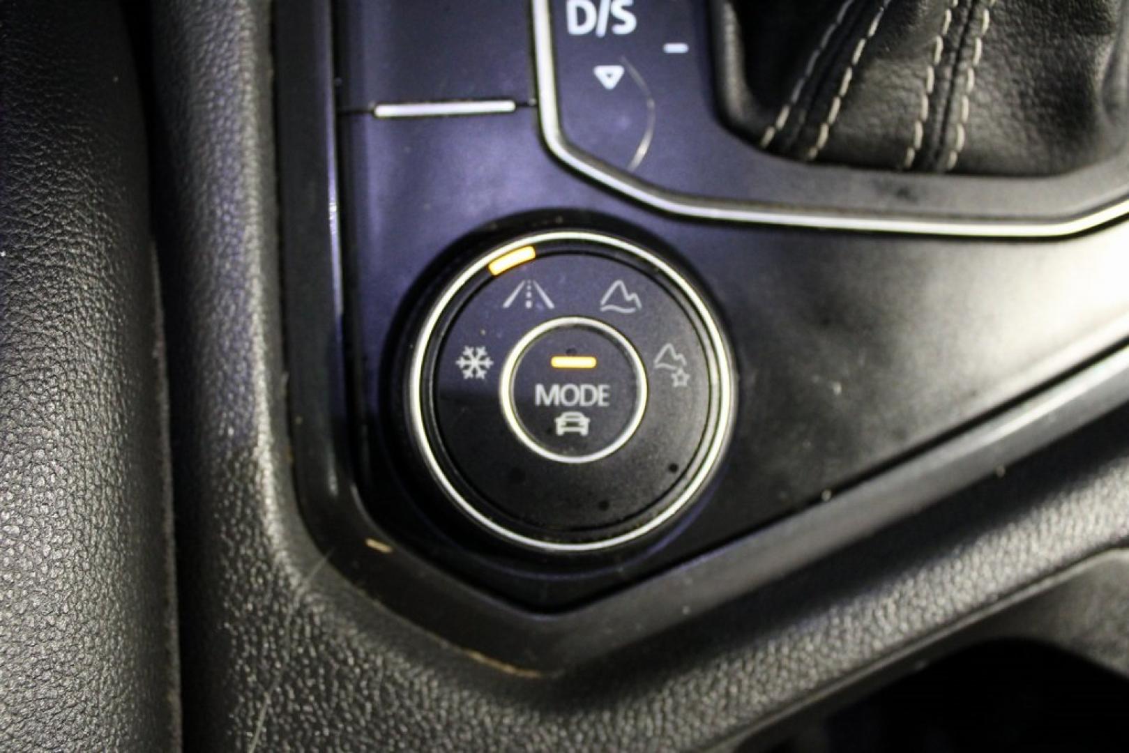 2021 Deep Black Pearl /Saffrano Orange and Black Volkswagen Tiguan 2.0T SEL Premium R-Line (3VV4B7AX4MM) with an 2.0L TSI DOHC engine, Automatic transmission, located at 15300 Midway Rd., Addison, TX, 75001, (972) 702-0011, 32.958321, -96.838074 - Photo#24