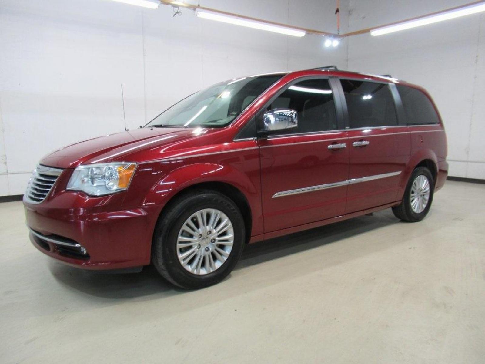 2014 Deep Cherry Red Crystal Pearlcoat /Dk Frost Beige/Med Beige Chrysler Town and Country Limited (2C4RC1GG3ER) with an 3.6L V6 24V VVT engine, Automatic transmission, located at 15300 Midway Rd., Addison, 75001, (972) 702-0011, 32.958321, -96.838074 - HOME OF THE NO HAGGLE PRICE - WHOLESALE PRICES TO THE PUBLIC!! Town and Country Limited, 4D Passenger Van, 3.6L V6 24V VVT, 6-Speed Automatic, FWD, Deep Cherry Red Crystal Pearlcoat, Dk Frost Beige/Med Beige Leather.<br><br>Deep Cherry Red Crystal Pearlcoat 2014 Chrysler Town and Country Limited - Photo #4