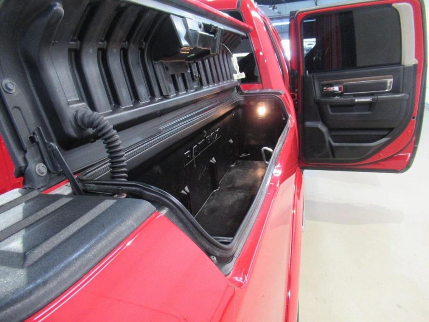 2015 Flame Red Clearcoat /Black Ram 1500 Laramie (1C6RR7NT5FS) with an HEMI 5.7L V8 Multi Displacement VVT engine, Automatic transmission, located at 15300 Midway Rd., Addison, TX, 75001, (972) 702-0011, 32.958321, -96.838074 - HOME OF THE NO HAGGLE PRICE - WHOLESALE PRICES TO THE PUBLIC!! 1500 Laramie, 4D Crew Cab, HEMI 5.7L V8 Multi Displacement VVT, 8-Speed Automatic, 4WD, Flame Red Clearcoat, Black Leather.<br><br>Flame Red Clearcoat 2015 Ram 1500 Laramie<br><br>Recent Arrival!<br><br>Awards:<br> * Green Car Journal 2 - Photo#17