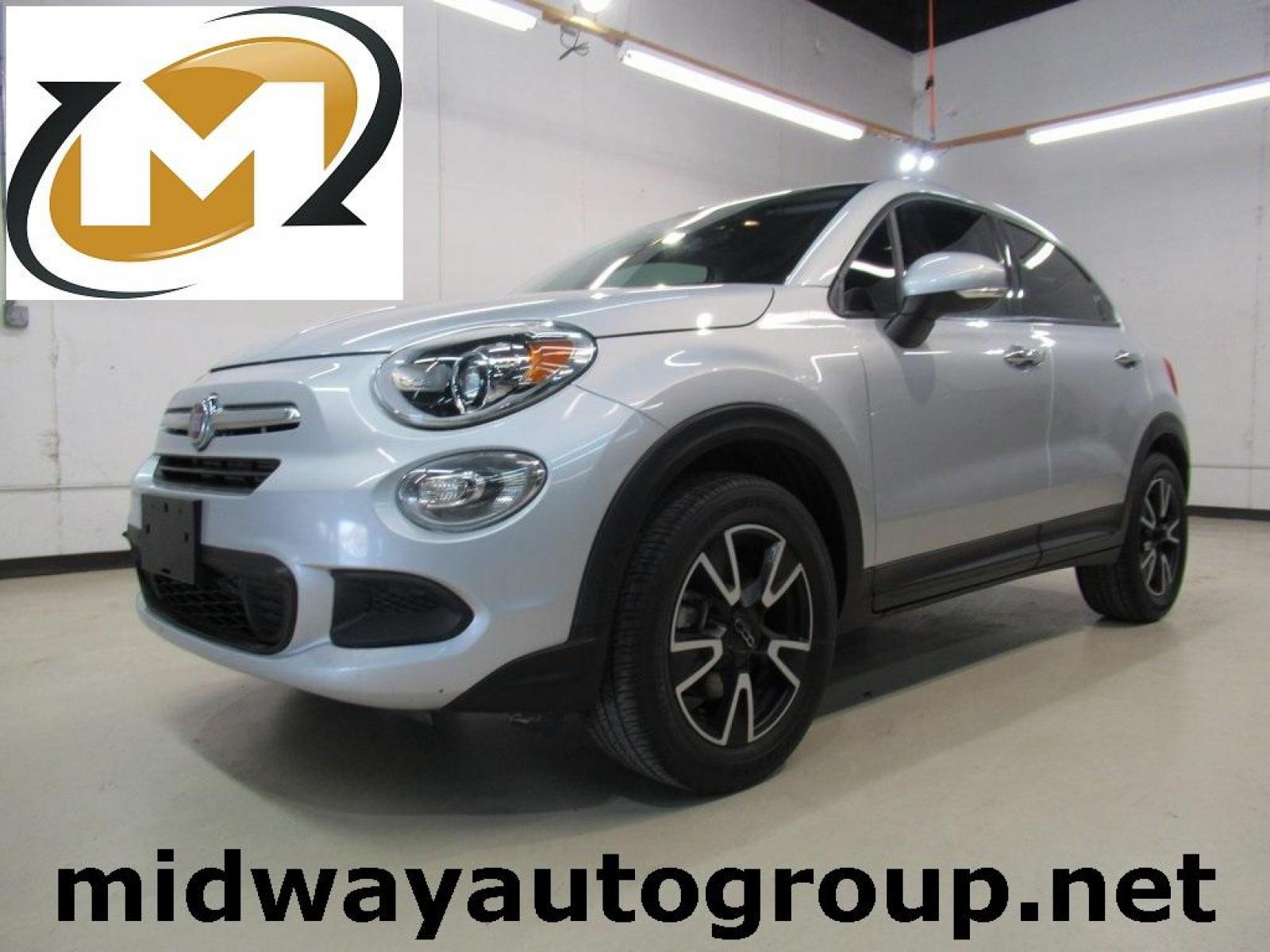2016 Grigio Argento (Gray Metallic) /black gray Fiat 500X Easy (ZFBCFXBT9GP) with an 2.4L I4 MultiAir engine, Automatic transmission, located at 15300 Midway Rd., Addison, 75001, (972) 702-0011, 32.958321, -96.838074 - Photo #0