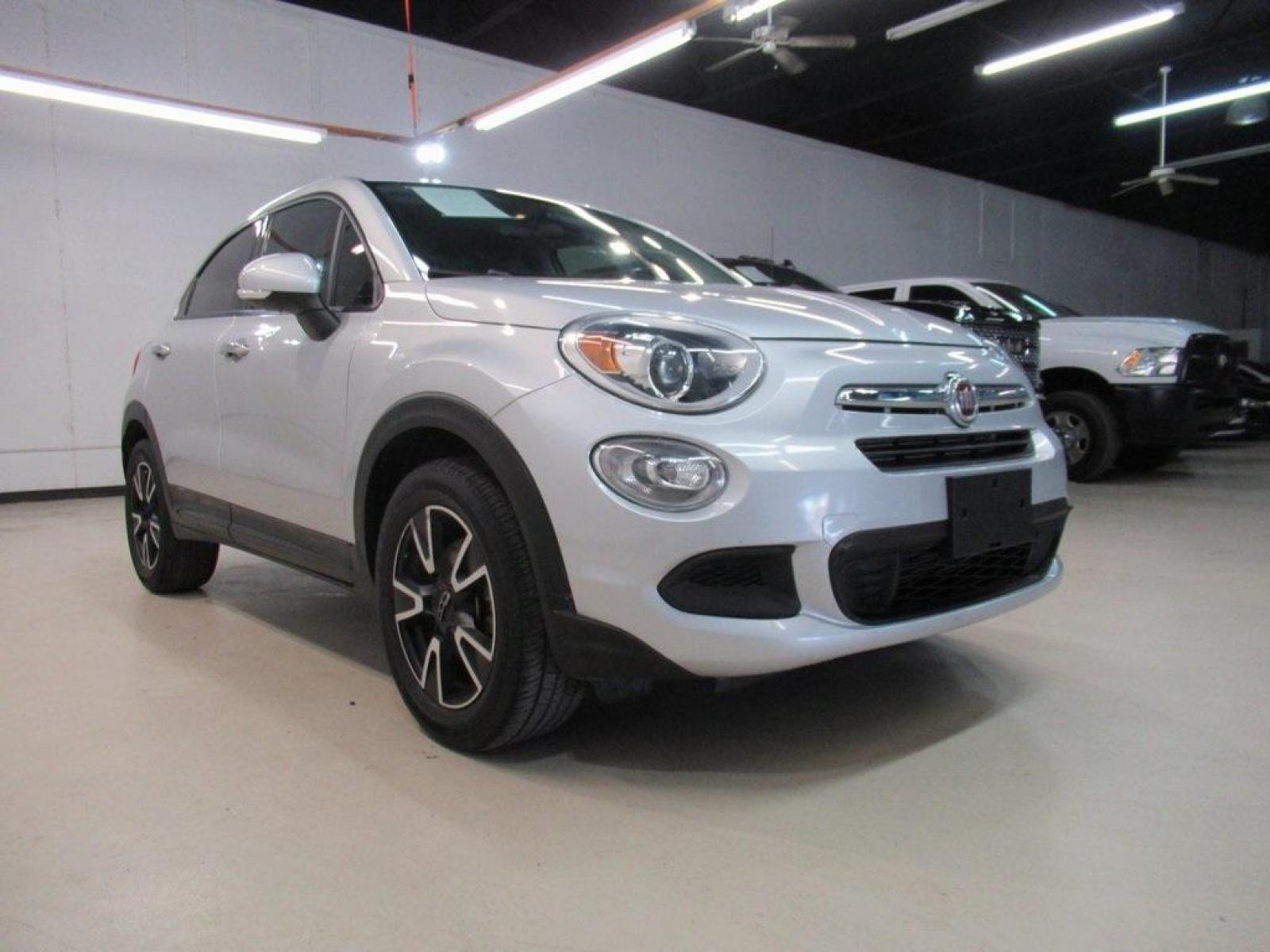 2016 Grigio Argento (Gray Metallic) /black gray Fiat 500X Easy (ZFBCFXBT9GP) with an 2.4L I4 MultiAir engine, Automatic transmission, located at 15300 Midway Rd., Addison, 75001, (972) 702-0011, 32.958321, -96.838074 - Photo #1
