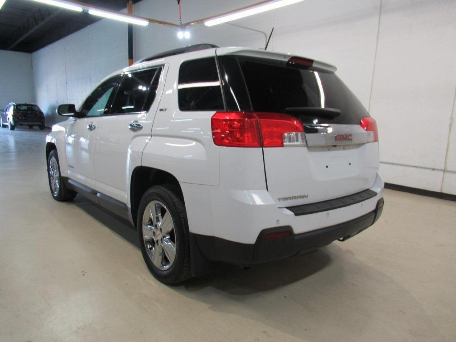 2015 Summit White /Jet Black GMC Terrain SLT-1 (2GKALSEK7F6) with an 2.4L 4-Cylinder SIDI DOHC VVT engine, Automatic transmission, located at 15300 Midway Rd., Addison, 75001, (972) 702-0011, 32.958321, -96.838074 - HOME OF THE NO HAGGLE PRICE - WHOLESALE PRICES TO THE PUBLIC!! Terrain SLT-1, 4D Sport Utility, 2.4L 4-Cylinder SIDI DOHC VVT, 6-Speed Automatic, FWD, Summit White, Jet Black Leather.<br><br>Summit White 2015 GMC Terrain SLT-1<br><br>Recent Arrival! 22/32 City/Highway MPG<br><br>Awards:<br> * JD Po - Photo #3