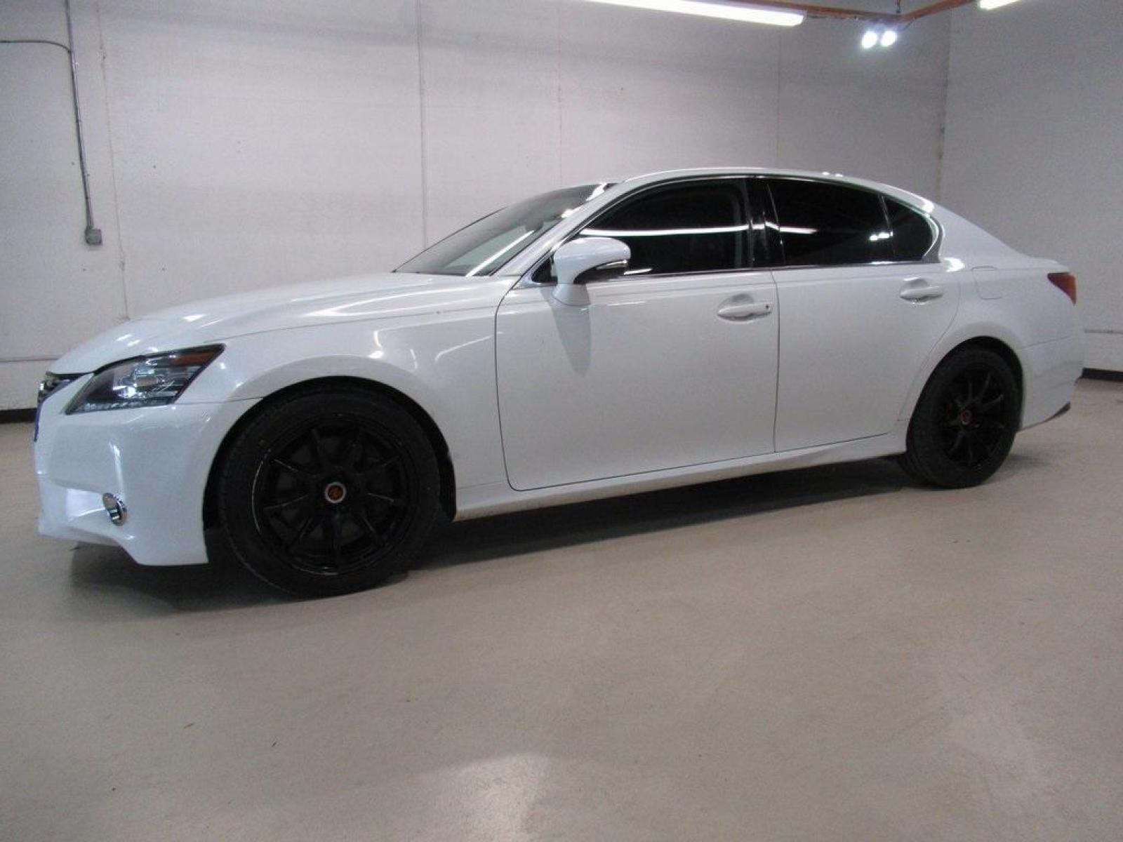 2014 White /Black Lexus GS 350 (JTHBE1BL0E5) with an 3.5L V6 DOHC 24V engine, Automatic transmission, located at 15300 Midway Rd., Addison, 75001, (972) 702-0011, 32.958321, -96.838074 - HOME OF THE NO HAGGLE PRICE - WHOLESALE PRICES TO THE PUBLIC!! GS 350, 4D Sedan, 3.5L V6 DOHC 24V, 8-Speed Automatic with Sequential Shift, RWD, White, Black Leather.<br><br>White 2014 Lexus GS 350<br><br>19/29 City/Highway MPG<br><br>Awards:<br> * JD Power Vehicle Dependability Study (VDS) * JD - Photo #4