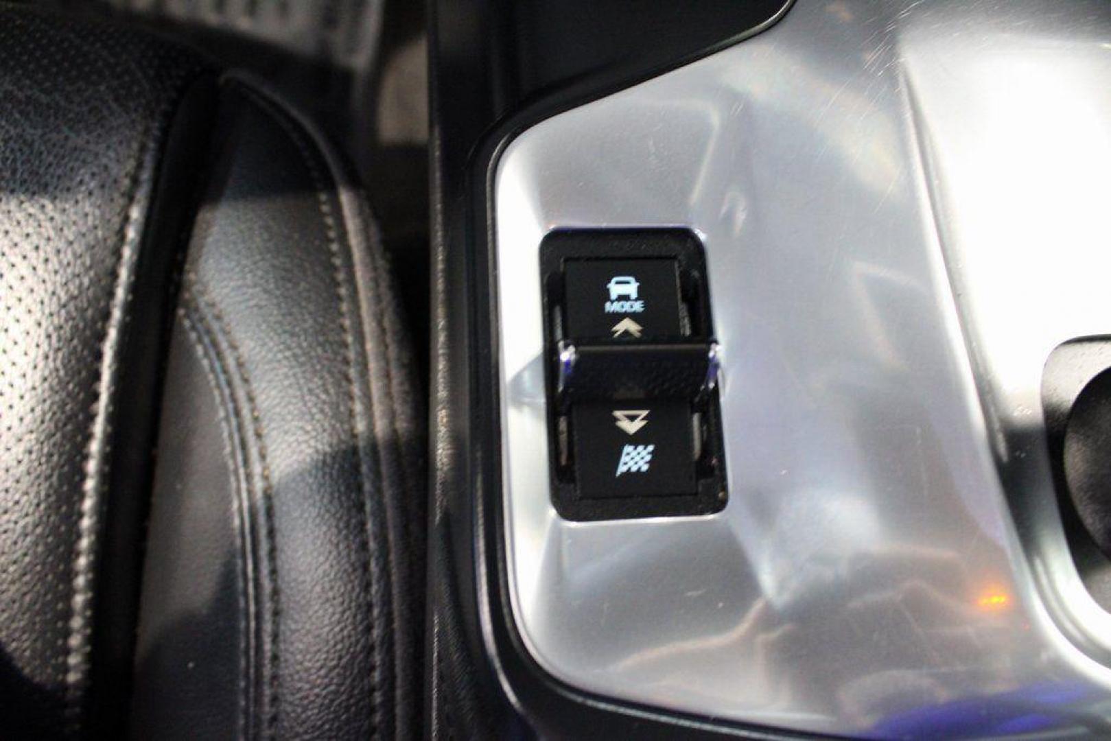 2018 Fuji White /Ebony/Ebony Jaguar E-PACE S (SADFJ2FX2J1) with an 2.0L I4 Turbocharged engine, Automatic transmission, located at 15300 Midway Rd., Addison, TX, 75001, (972) 702-0011, 32.958321, -96.838074 - HOME OF THE NO HAGGLE PRICE - WHOLESALE PRICES TO THE PUBLIC!! non smoker, E-PACE S, 4D Sport Utility, 2.0L I4 Turbocharged, 9-Speed Automatic, AWD, White, Ebony/Ebony Leather.<br><br>White 2018 Jaguar E-PACE S<br><br>21/28 City/Highway MPG<br><br>Awards:<br> * 2018 KBB.com Brand Image Awards<br><b - Photo#24