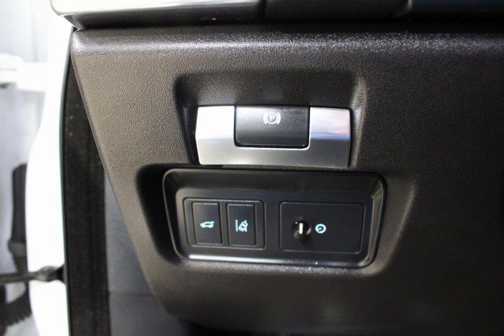 2018 Fuji White /Ebony/Ebony Jaguar E-PACE S (SADFJ2FX2J1) with an 2.0L I4 Turbocharged engine, Automatic transmission, located at 15300 Midway Rd., Addison, TX, 75001, (972) 702-0011, 32.958321, -96.838074 - HOME OF THE NO HAGGLE PRICE - WHOLESALE PRICES TO THE PUBLIC!! non smoker, E-PACE S, 4D Sport Utility, 2.0L I4 Turbocharged, 9-Speed Automatic, AWD, White, Ebony/Ebony Leather.<br><br>White 2018 Jaguar E-PACE S<br><br>21/28 City/Highway MPG<br><br>Awards:<br> * 2018 KBB.com Brand Image Awards<br><b - Photo#28