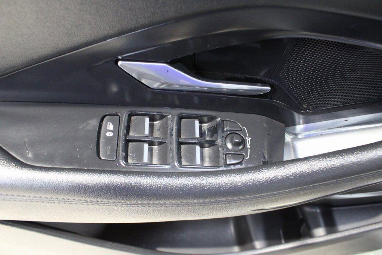 2018 Fuji White /Ebony/Ebony Jaguar E-PACE S (SADFJ2FX2J1) with an 2.0L I4 Turbocharged engine, Automatic transmission, located at 15300 Midway Rd., Addison, TX, 75001, (972) 702-0011, 32.958321, -96.838074 - HOME OF THE NO HAGGLE PRICE - WHOLESALE PRICES TO THE PUBLIC!! non smoker, E-PACE S, 4D Sport Utility, 2.0L I4 Turbocharged, 9-Speed Automatic, AWD, White, Ebony/Ebony Leather.<br><br>White 2018 Jaguar E-PACE S<br><br>21/28 City/Highway MPG<br><br>Awards:<br> * 2018 KBB.com Brand Image Awards<br><b - Photo#31