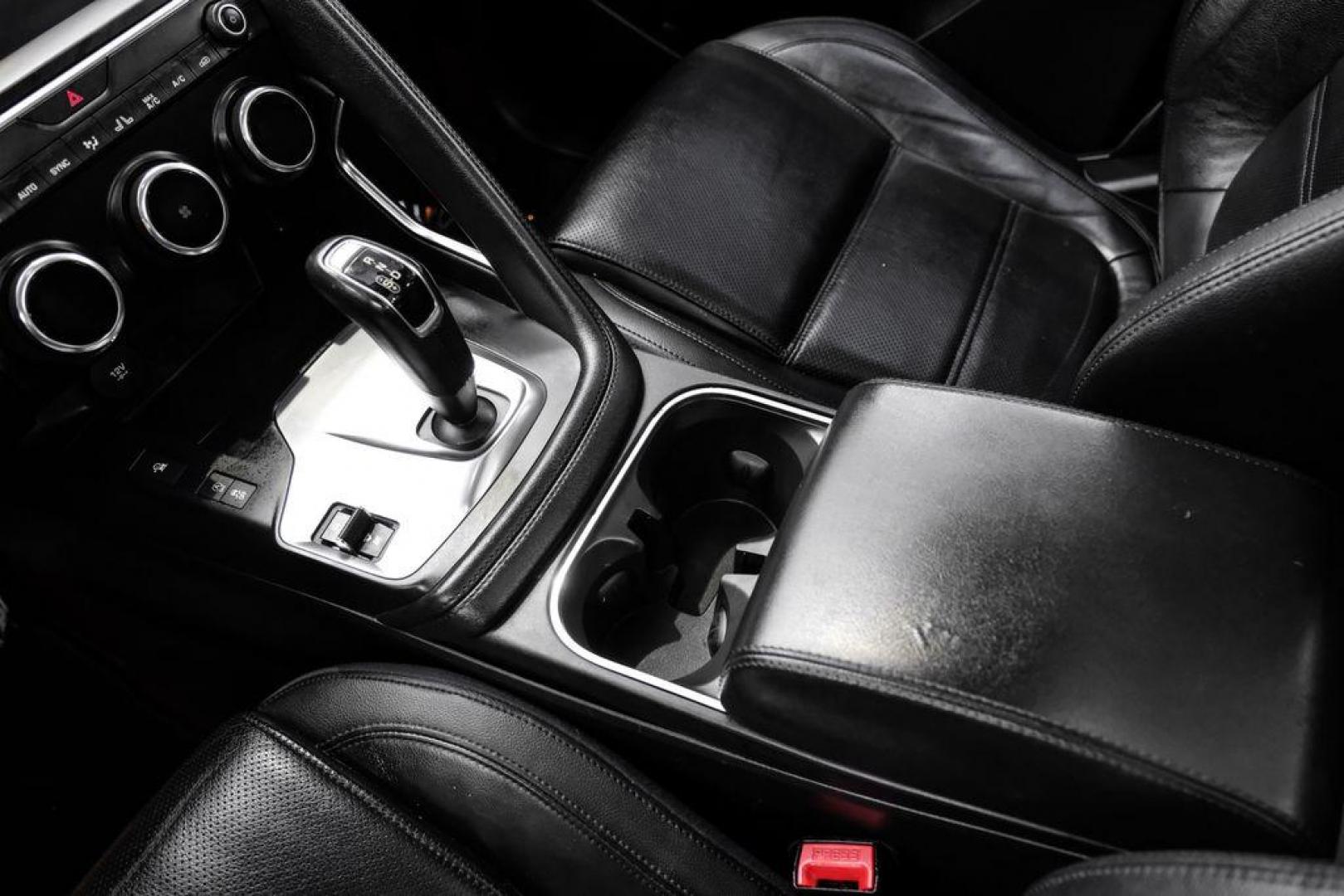 2018 Fuji White /Ebony/Ebony Jaguar E-PACE S (SADFJ2FX2J1) with an 2.0L I4 Turbocharged engine, Automatic transmission, located at 15300 Midway Rd., Addison, TX, 75001, (972) 702-0011, 32.958321, -96.838074 - HOME OF THE NO HAGGLE PRICE - WHOLESALE PRICES TO THE PUBLIC!! non smoker, E-PACE S, 4D Sport Utility, 2.0L I4 Turbocharged, 9-Speed Automatic, AWD, White, Ebony/Ebony Leather.<br><br>White 2018 Jaguar E-PACE S<br><br>21/28 City/Highway MPG<br><br>Awards:<br> * 2018 KBB.com Brand Image Awards<br><b - Photo#24