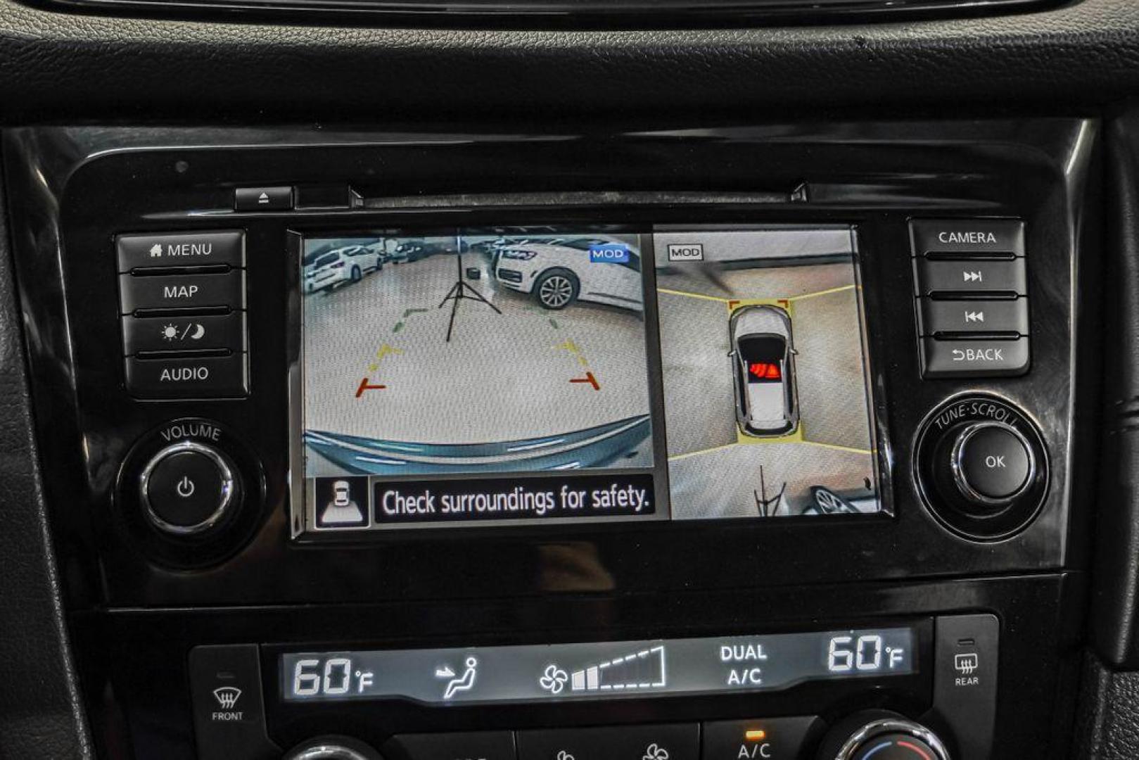 2020 Gun Metallic /Charcoal Nissan Rogue SL (5N1AT2MT2LC) with an 2.5L I4 DOHC 16V engine, CVT transmission, located at 15300 Midway Rd., Addison, TX, 75001, (972) 702-0011, 32.958321, -96.838074 - Photo#20