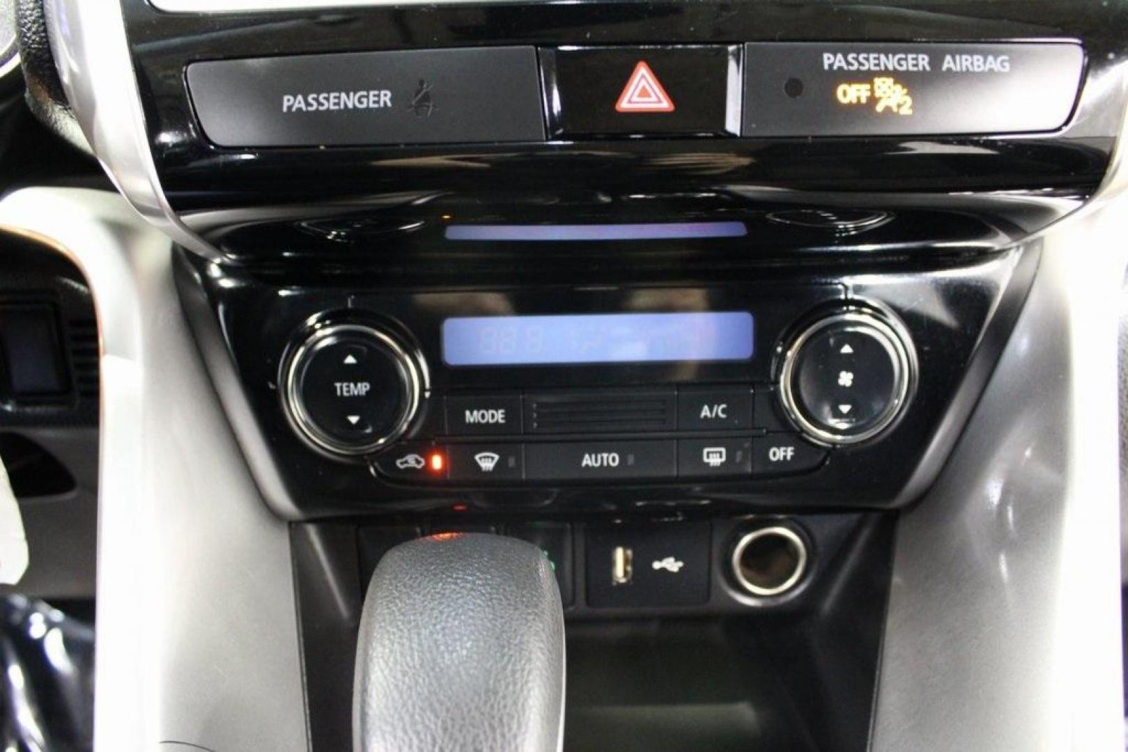 2018 Bronze Metallic /Black Mitsubishi Eclipse Cross ES (JA4AT3AA1JZ) with an 1.5L I4 Turbocharged DOHC 16V LEV3-ULEV70 152hp engine, CVT transmission, located at 15300 Midway Rd., Addison, TX, 75001, (972) 702-0011, 32.958321, -96.838074 - Introducing the 2018 Mitsubishi Eclipse Cross ES, now available at Midway Auto Group in Addison, Texas. This compact crossover seamlessly blends dynamic performance with contemporary design, making it an excellent choice for drivers seeking versatility and style.<br><br>Key Features:<br><br>Engine: - Photo#19