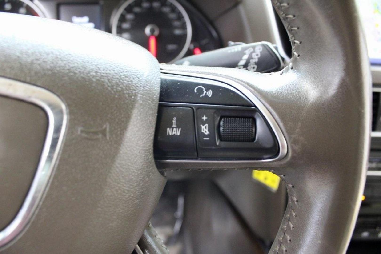 2014 Ibis White /Pistachio Beige Audi Q5 2.0T Premium Plus (WA1LFAFP4EA) with an 2.0L I4 TFSI Direct Injection DOHC engine, Automatic transmission, located at 15300 Midway Rd., Addison, TX, 75001, (972) 702-0011, 32.958321, -96.838074 - Introducing the 2014 Audi Q5 2.0T Premium Plus quattro, now available at Midway Auto Group in Addison, Texas. This luxury compact SUV seamlessly blends performance, sophistication, and advanced technology, making it an excellent choice for discerning drivers seeking versatility and style.<br><br>Key - Photo#27