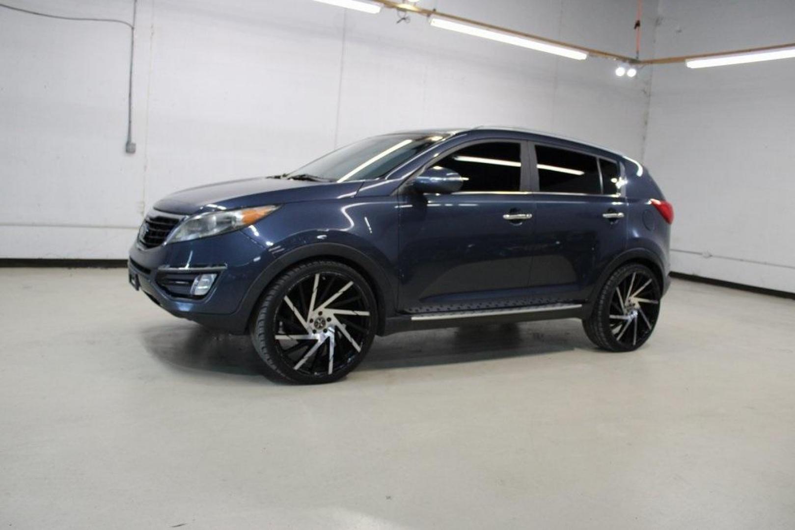 2016 Twilight Blue /Black Kia Sportage SX (KNDPC3A6XG7) with an 2.0L I4 DGI Turbocharged engine, Automatic transmission, located at 15300 Midway Rd., Addison, TX, 75001, (972) 702-0011, 32.958321, -96.838074 - Introducing the 2016 Kia Sportage SX, now available at Midway Auto Group in Addison, Texas. This compact crossover seamlessly blends sporty performance with modern features, making it an excellent choice for those seeking versatility and style.<br><br>Key Features:<br><br>Engine: 2.0L Turbocharged I - Photo#3