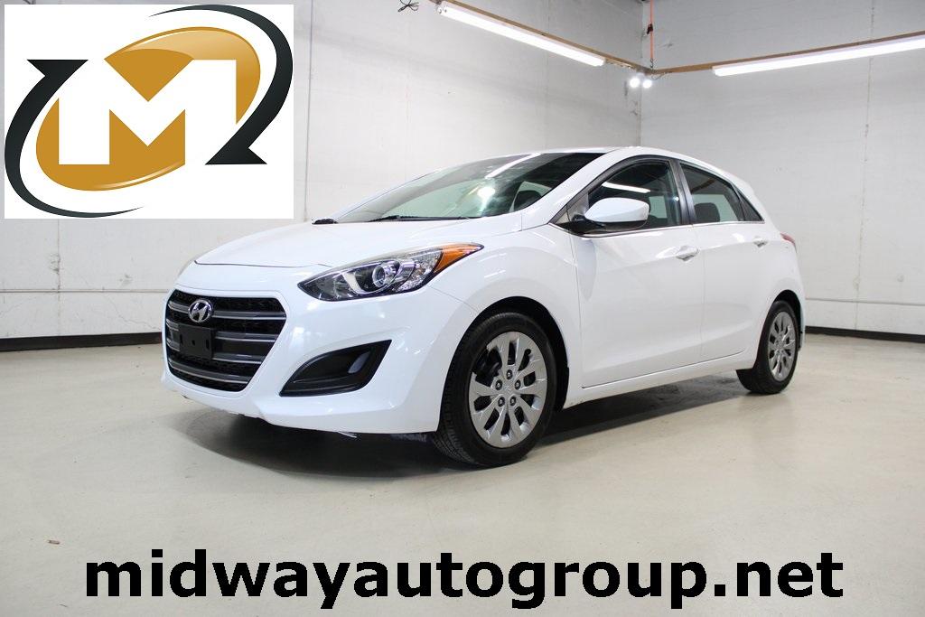 photo of 2017 Hyundai Elantra GT Base