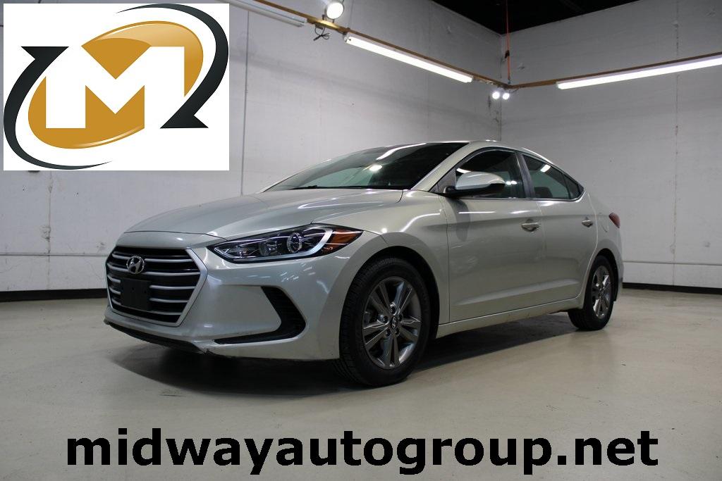 photo of 2017 Hyundai Elantra SE