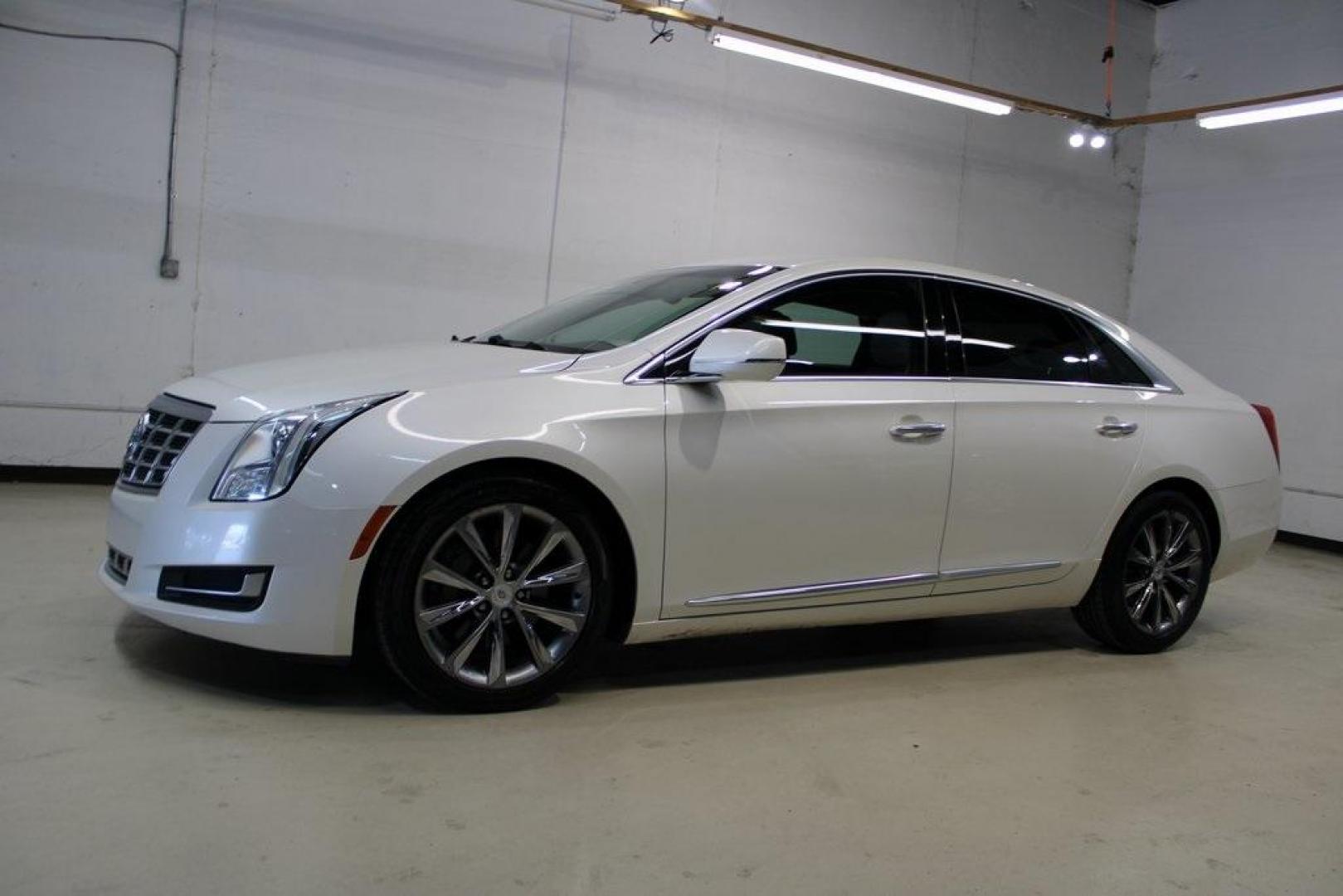 2013 White Diamond Tricoat /Shale/Cocoa Cadillac XTS Base (2G61N5S32D9) with an 3.6L V6 DGI DOHC VVT engine, Automatic transmission, located at 15300 Midway Rd., Addison, TX, 75001, (972) 702-0011, 32.958321, -96.838074 - Introducing the 2013 Cadillac XTS Luxury Collection, now available at Midway Auto Group in Addison, Texas. This full-size luxury sedan seamlessly combines sophisticated design, advanced technology, and a powerful performance, offering an exceptional driving experience for those who demand elegance a - Photo#4