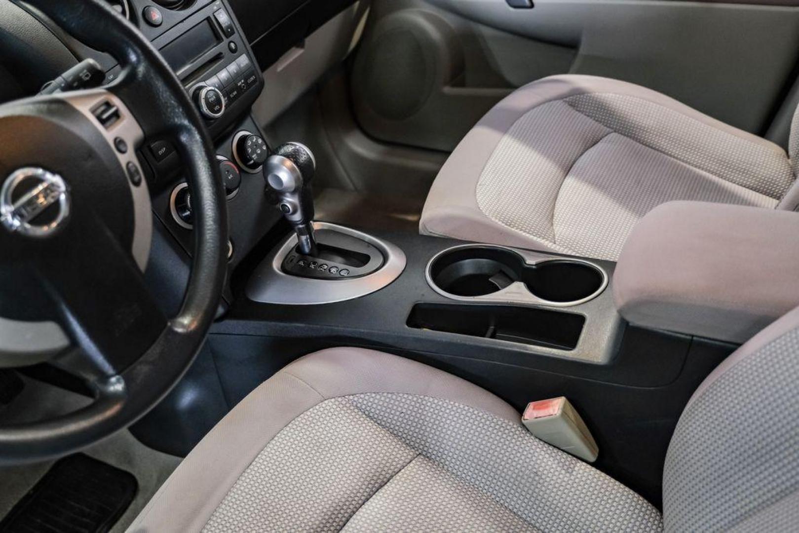 2009 Brilliant Silver Metallic /Gray Nissan Rogue SL (JN8AS58T49W) with an 2.5L 4-Cylinder DOHC 16V engine, CVT transmission, located at 15300 Midway Rd., Addison, TX, 75001, (972) 702-0011, 32.958321, -96.838074 - Photo#22