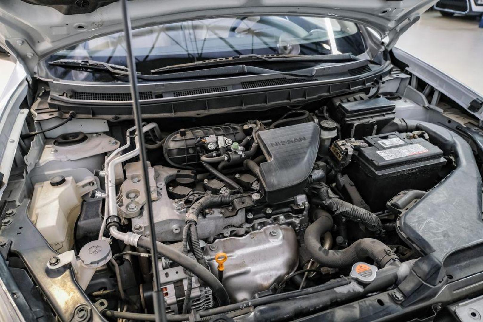 2009 Brilliant Silver Metallic /Gray Nissan Rogue SL (JN8AS58T49W) with an 2.5L 4-Cylinder DOHC 16V engine, CVT transmission, located at 15300 Midway Rd., Addison, TX, 75001, (972) 702-0011, 32.958321, -96.838074 - Photo#46