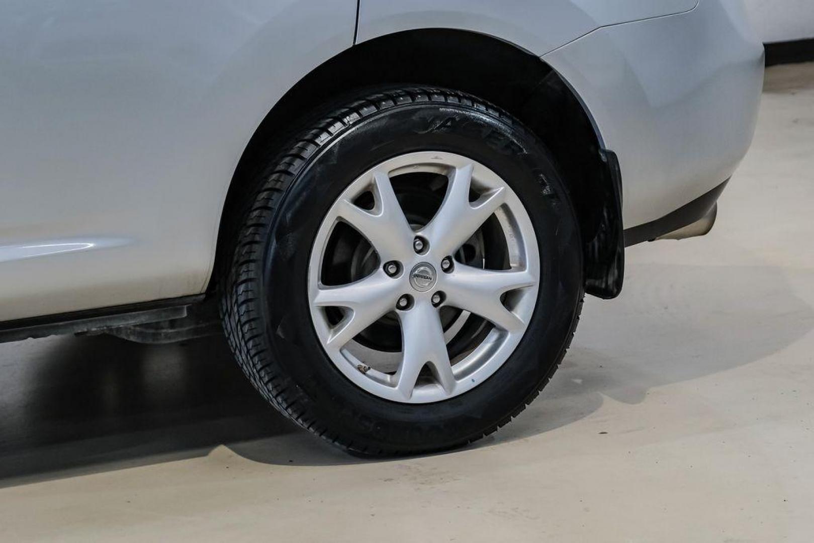 2009 Brilliant Silver Metallic /Gray Nissan Rogue SL (JN8AS58T49W) with an 2.5L 4-Cylinder DOHC 16V engine, CVT transmission, located at 15300 Midway Rd., Addison, TX, 75001, (972) 702-0011, 32.958321, -96.838074 - Photo#52