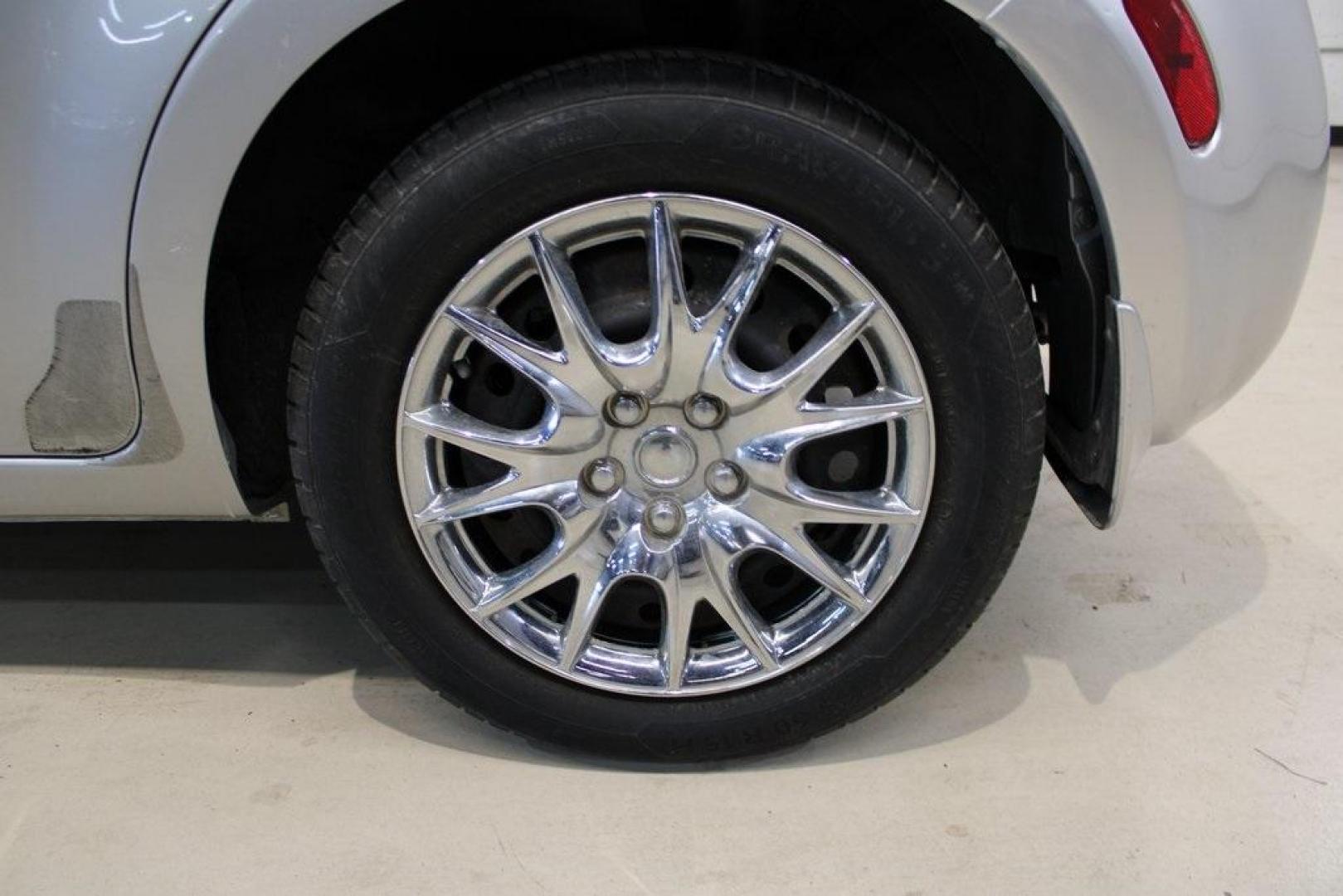 2011 Chrome Silver Metallic /Black Nissan Cube 1.8 S (JN8AZ2KRXBT) with an 1.8L 4-Cylinder DOHC 16V engine, CVT transmission, located at 15300 Midway Rd., Addison, TX, 75001, (972) 702-0011, 32.958321, -96.838074 - HOME OF THE NO HAGGLE PRICE - WHOLESALE PRICES TO THE PUBLIC!! Cube 1.8 S, 4D Wagon, 1.8L 4-Cylinder DOHC 16V, CVT with Xtronic, FWD, Chrome Silver Metallic, Black Cloth.<br><br>Chrome Silver Metallic 2011 Nissan Cube 1.8 S<br><br>27/31 City/Highway MPG<br><br>Awards:<br> * 2011 KBB.com Top 10 Cool - Photo#9