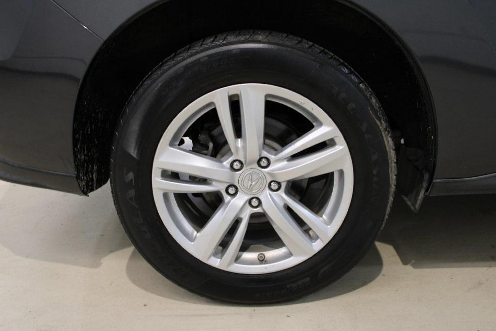 2015 Graphite Luster Metallic /Parchment Acura RDX Technology Package (5J8TB4H53FL) with an 3.5L V6 SOHC i-VTEC 24V engine, Automatic transmission, located at 15300 Midway Rd., Addison, TX, 75001, (972) 702-0011, 32.958321, -96.838074 - HOME OF THE NO HAGGLE PRICE - WHOLESALE PRICES TO THE PUBLIC!! RDX Technology Package, 4D Sport Utility, 3.5L V6 SOHC i-VTEC 24V, 6-Speed Automatic, AWD, Gray, Leather.<br><br>Gray 2015 Acura RDX Technology Package<br><br>19/27 City/Highway MPG<br><br>Awards:<br> * 2015 KBB.com 10 Best Luxury Cars - Photo#10