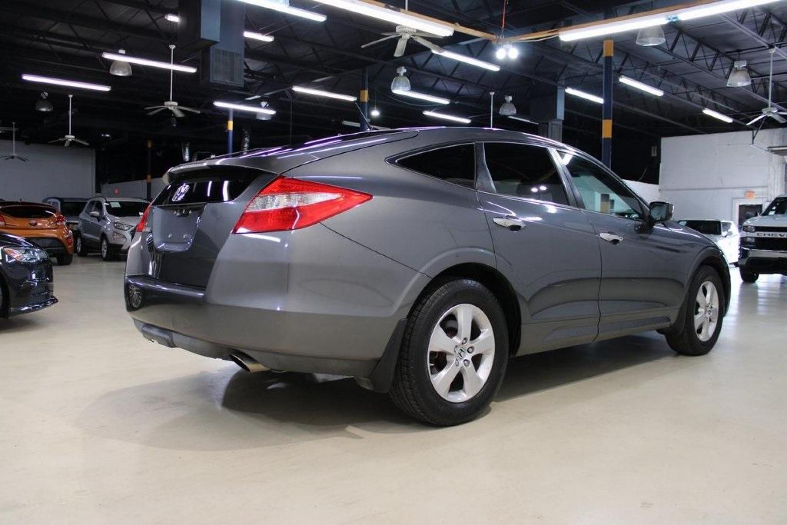 2010 Alabaster Silver Metallic /grey Honda Accord Crosstour EX (5J6TF1H33AL) with an 3.5L V6 SOHC i-VTEC 24V engine, Automatic transmission, located at 15300 Midway Rd., Addison, TX, 75001, (972) 702-0011, 32.958321, -96.838074 - HOME OF THE NO HAGGLE PRICE - WHOLESALE PRICES TO THE PUBLIC!! Accord Crosstour EX, 4D Sport Utility, 3.5L V6 SOHC i-VTEC 24V, 5-Speed Automatic, FWD, Silver, Cloth.<br><br>Silver 2010 Honda Accord Crosstour EX<br><br>18/27 City/Highway MPG<br><br><br>At Midway Auto Group, we strive to provide you w - Photo#2