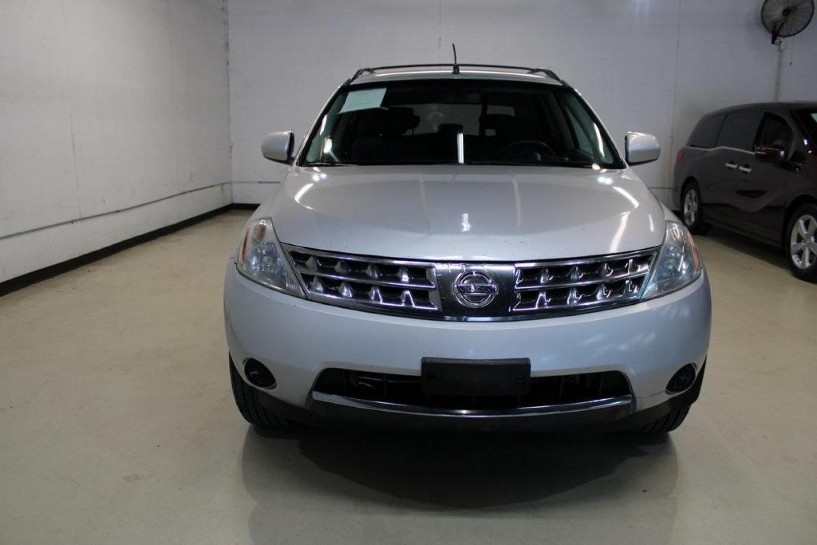 2006 Brilliant Aluminum Clearcoat Metallic /Charcoal Nissan Murano S (JN8AZ08WX6W) with an 3.5L V6 DOHC 24V engine, CVT transmission, located at 15300 Midway Rd., Addison, TX, 75001, (972) 702-0011, 32.958321, -96.838074 - Photo#9
