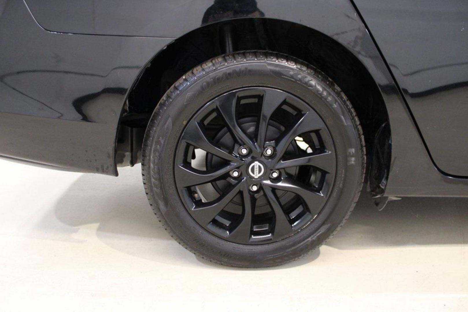 2018 Super Black /Charcoal Nissan Sentra S (3N1AB7AP0JY) with an 1.8L 4-Cylinder DOHC 16V engine, CVT transmission, located at 15300 Midway Rd., Addison, TX, 75001, (972) 702-0011, 32.958321, -96.838074 - Photo#10