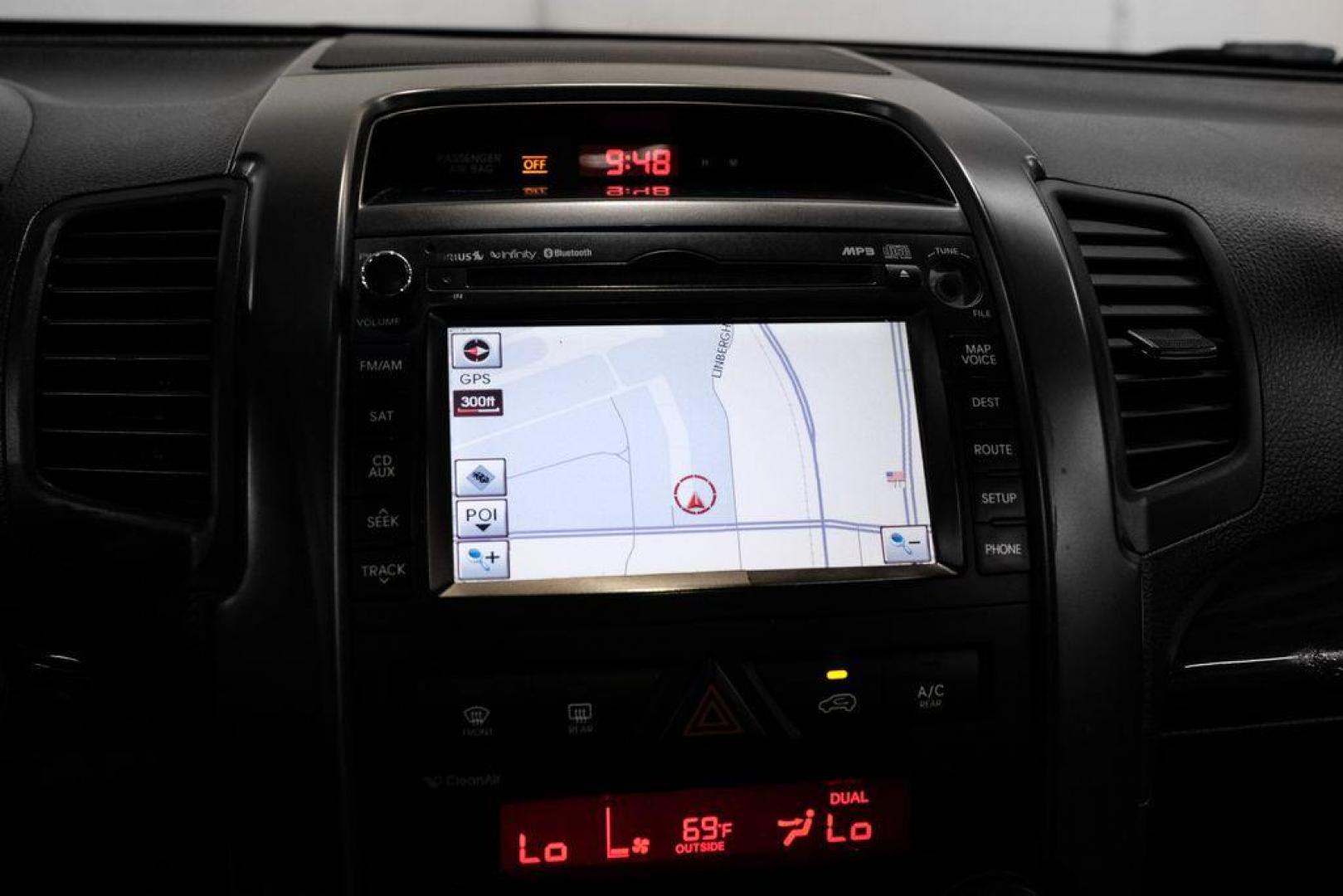 2012 Ebony Black /Black Kia Sorento EX (5XYKU4A29CG) with an 3.5L V6 DOHC Dual CVVT engine, Automatic transmission, located at 15300 Midway Rd., Addison, TX, 75001, (972) 702-0011, 32.958321, -96.838074 - Photo#23