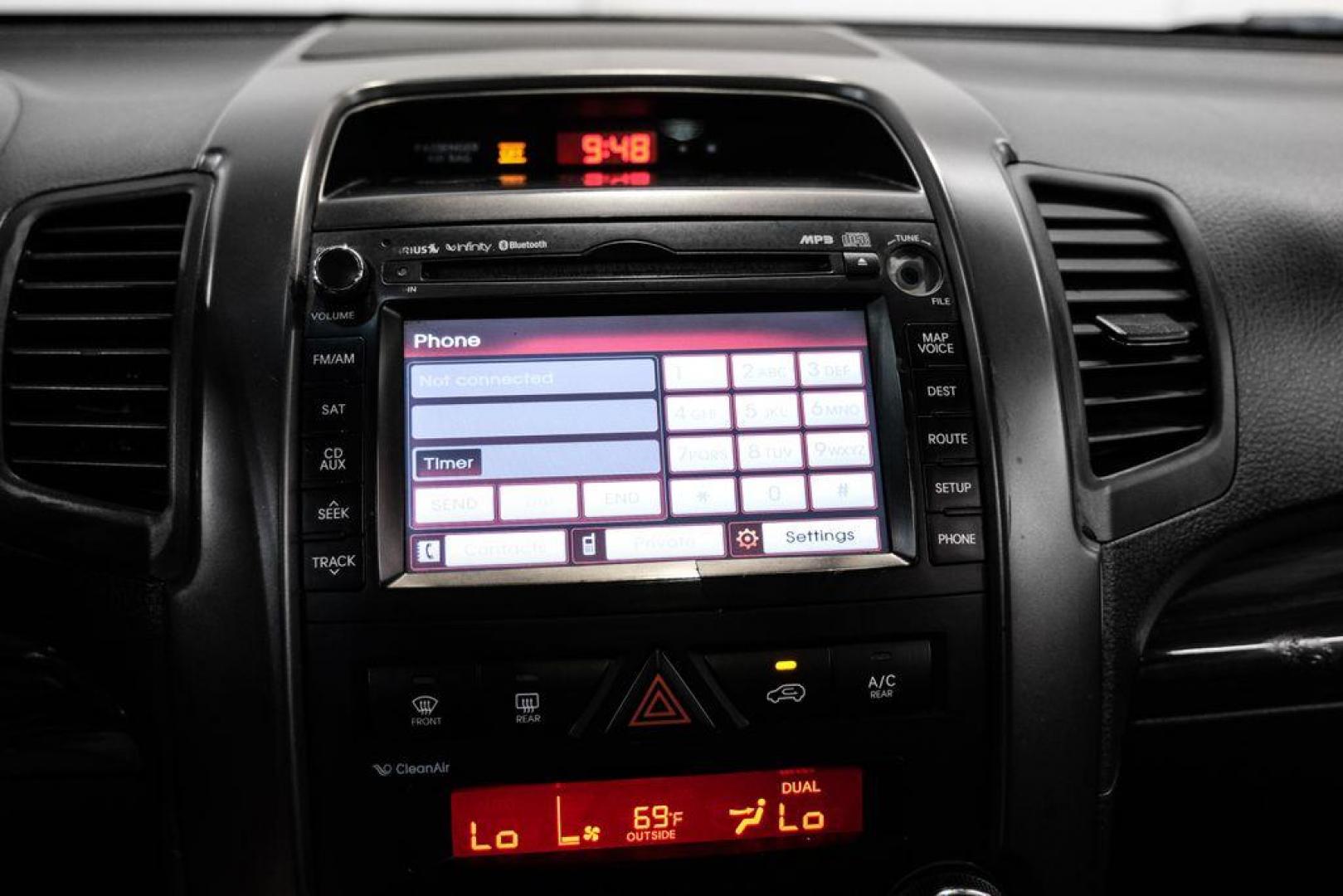 2012 Ebony Black /Black Kia Sorento EX (5XYKU4A29CG) with an 3.5L V6 DOHC Dual CVVT engine, Automatic transmission, located at 15300 Midway Rd., Addison, TX, 75001, (972) 702-0011, 32.958321, -96.838074 - Photo#28