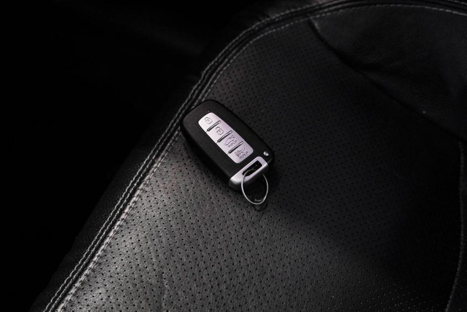 2012 Ebony Black /Black Kia Sorento EX (5XYKU4A29CG) with an 3.5L V6 DOHC Dual CVVT engine, Automatic transmission, located at 15300 Midway Rd., Addison, TX, 75001, (972) 702-0011, 32.958321, -96.838074 - Photo#55