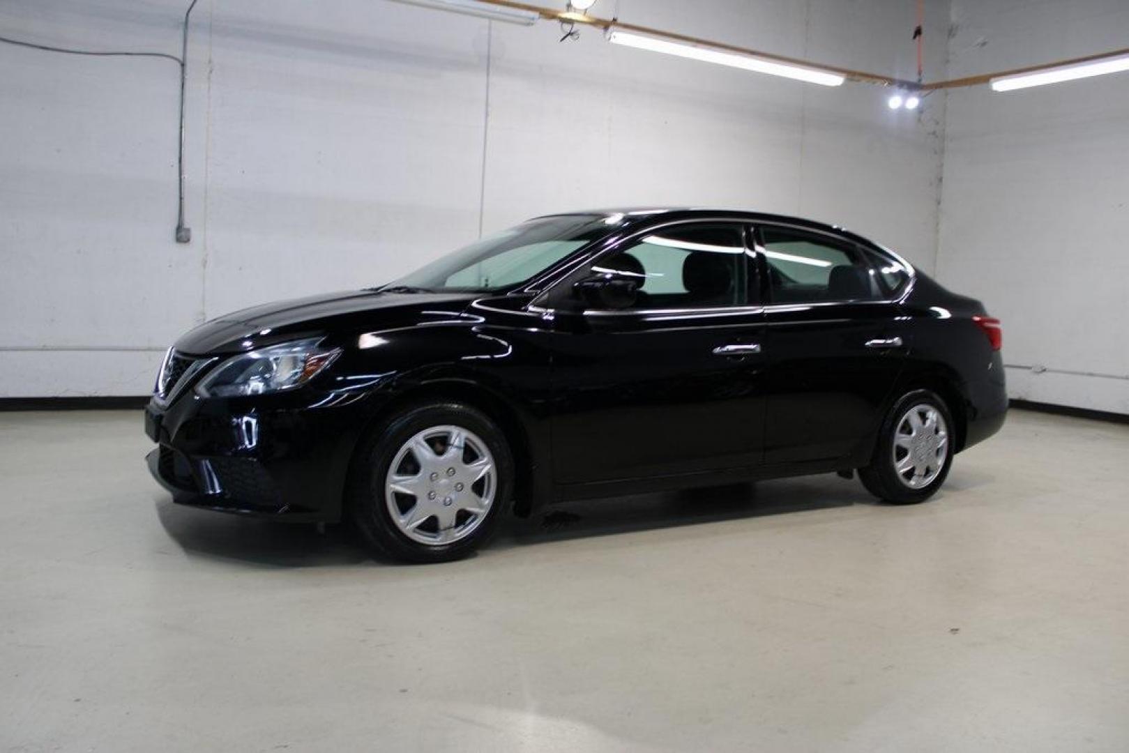 2018 Super Black /Charcoal Nissan Sentra S (3N1AB7AP6JY) with an 1.8L 4-Cylinder DOHC 16V engine, CVT transmission, located at 15300 Midway Rd., Addison, TX, 75001, (972) 702-0011, 32.958321, -96.838074 - Photo#4
