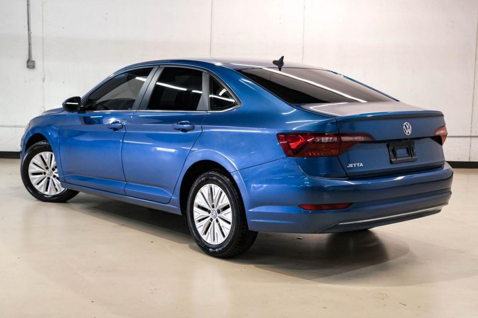 2020 Silk /Black Volkswagen Jetta 1.4T S (3VWCB7BU6LM) with an 1.4L TSI engine, Automatic transmission, located at 15300 Midway Rd., Addison, TX, 75001, (972) 702-0011, 32.958321, -96.838074 - HOME OF THE NO HAGGLE PRICE - WHOLESALE PRICES TO THE PUBLIC!! Priced below KBB Fair Purchase Price!<br><br>Blue Silk Metallic 2020 Volkswagen Jetta 1.4T S<br><br>30/40 City/Highway MPG<br><br>Awards:<br> * 2020 KBB.com 10 Coolest New Cars Under $20,000<br><br>At Midway Auto Group, we strive to pro - Photo#9