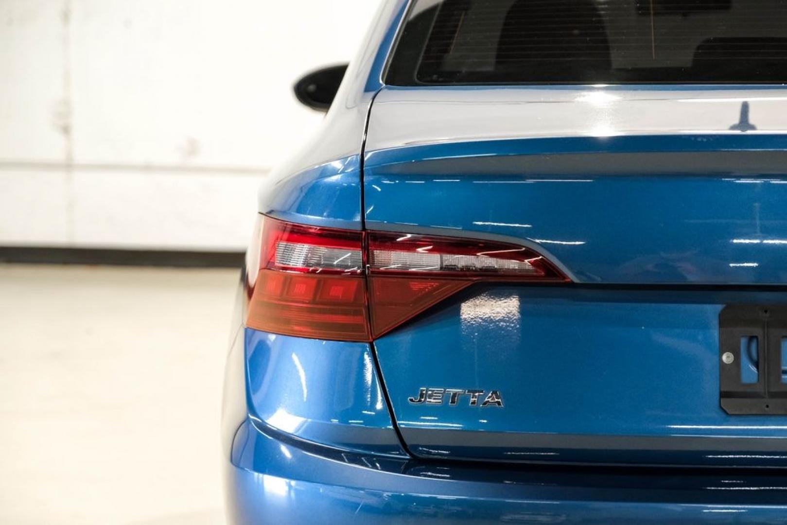 2020 Silk /Black Volkswagen Jetta 1.4T S (3VWCB7BU6LM) with an 1.4L TSI engine, Automatic transmission, located at 15300 Midway Rd., Addison, TX, 75001, (972) 702-0011, 32.958321, -96.838074- Photo#45