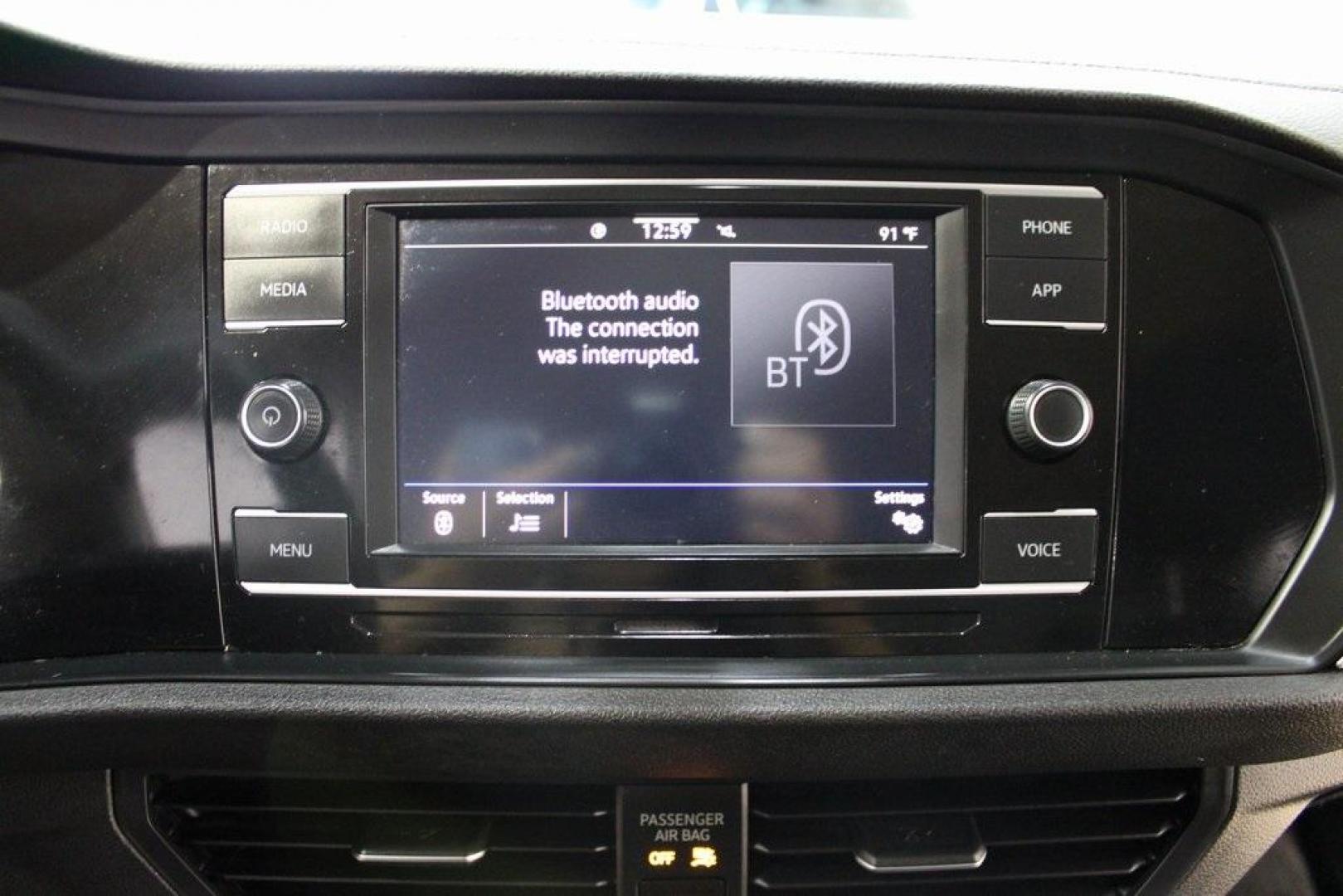 2020 Silk /Black Volkswagen Jetta 1.4T S (3VWCB7BU6LM) with an 1.4L TSI engine, Automatic transmission, located at 15300 Midway Rd., Addison, TX, 75001, (972) 702-0011, 32.958321, -96.838074 - HOME OF THE NO HAGGLE PRICE - WHOLESALE PRICES TO THE PUBLIC!! Priced below KBB Fair Purchase Price!<br><br>Blue Silk Metallic 2020 Volkswagen Jetta 1.4T S<br><br>30/40 City/Highway MPG<br><br>Awards:<br> * 2020 KBB.com 10 Coolest New Cars Under $20,000<br><br>At Midway Auto Group, we strive to pro - Photo#17