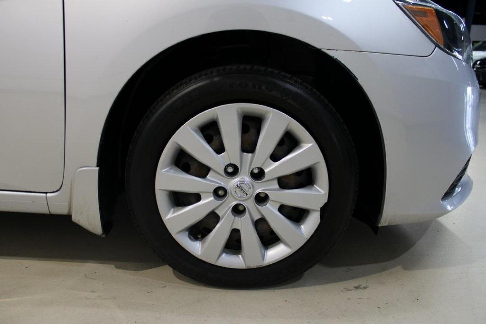 2017 Brilliant Silver Metallic /Charcoal Nissan Sentra S (3N1AB7AP3HY) with an 1.8L 4-Cylinder DOHC 16V engine, CVT transmission, located at 15300 Midway Rd., Addison, TX, 75001, (972) 702-0011, 32.958321, -96.838074 - Photo#11