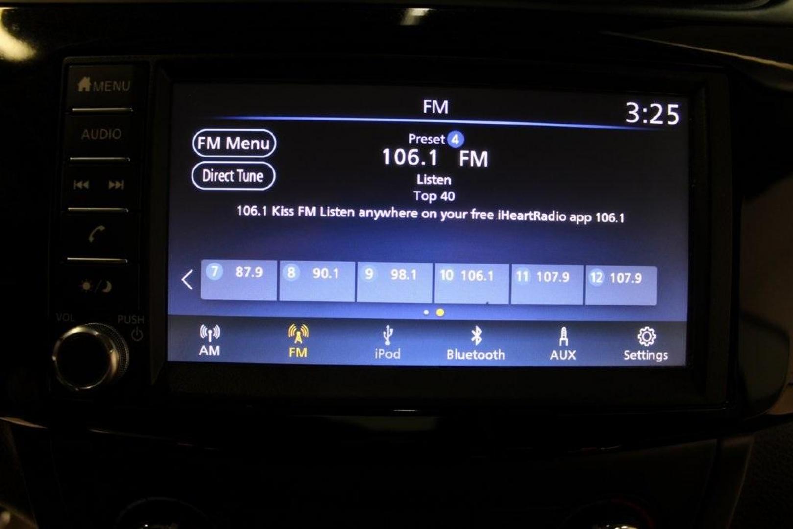 2019 Gun Metallic /Charcoal Nissan Sentra S (3N1AB7AP3KY) with an 1.8L 4-Cylinder DOHC 16V engine, CVT transmission, located at 15300 Midway Rd., Addison, TX, 75001, (972) 702-0011, 32.958321, -96.838074 - Photo#17
