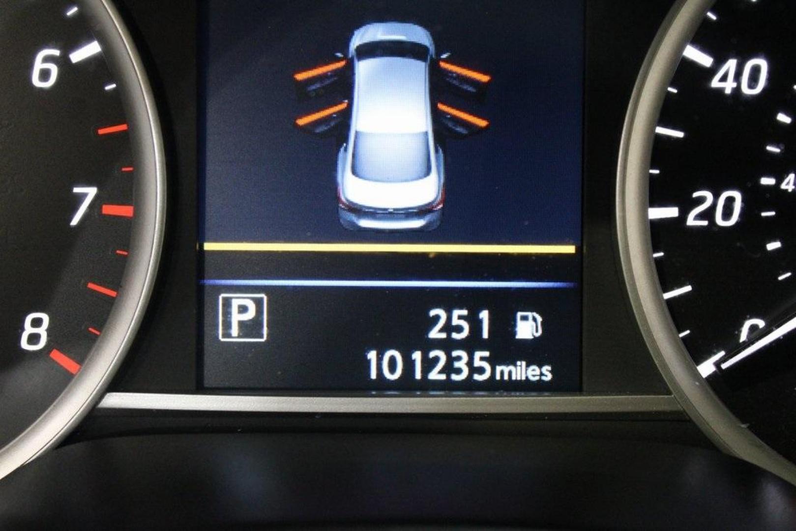 2019 Gun Metallic /Charcoal Nissan Sentra S (3N1AB7AP3KY) with an 1.8L 4-Cylinder DOHC 16V engine, CVT transmission, located at 15300 Midway Rd., Addison, TX, 75001, (972) 702-0011, 32.958321, -96.838074 - Photo#20
