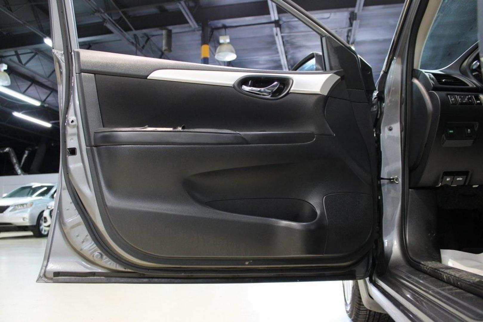 2019 Gun Metallic /Charcoal Nissan Sentra S (3N1AB7AP3KY) with an 1.8L 4-Cylinder DOHC 16V engine, CVT transmission, located at 15300 Midway Rd., Addison, TX, 75001, (972) 702-0011, 32.958321, -96.838074 - Photo#24