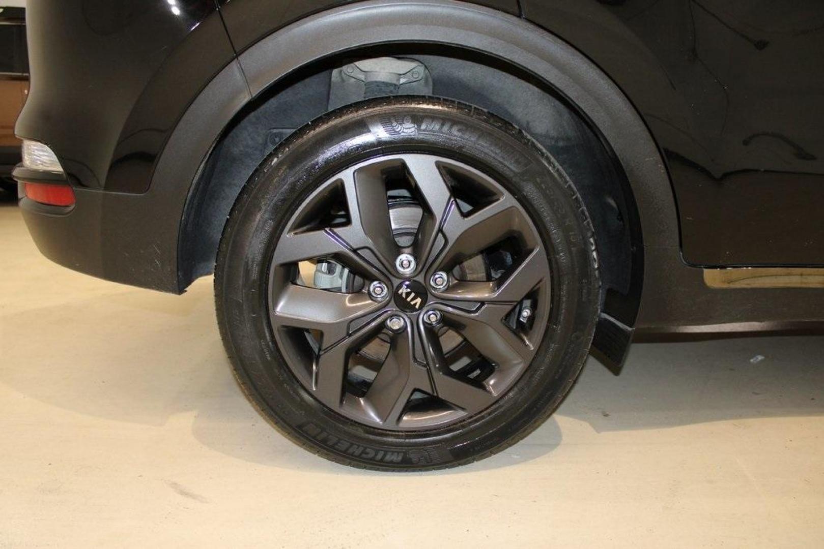 2020 Black Cherry Pearl /Black Kia Sportage S (KNDP63AC0L7) with an 2.4L I4 DGI DOHC 16V engine, Automatic transmission, located at 15300 Midway Rd., Addison, TX, 75001, (972) 702-0011, 32.958321, -96.838074 - Photo#11