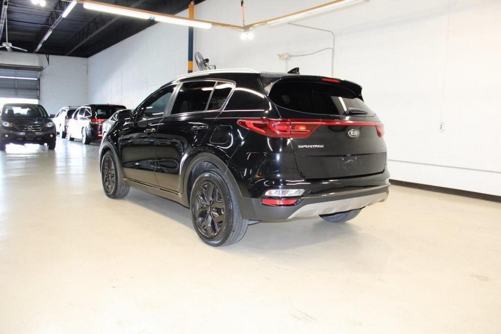 2020 Black Cherry Pearl /Black Kia Sportage S (KNDP63AC0L7) with an 2.4L I4 DGI DOHC 16V engine, Automatic transmission, located at 15300 Midway Rd., Addison, TX, 75001, (972) 702-0011, 32.958321, -96.838074 - Photo#4