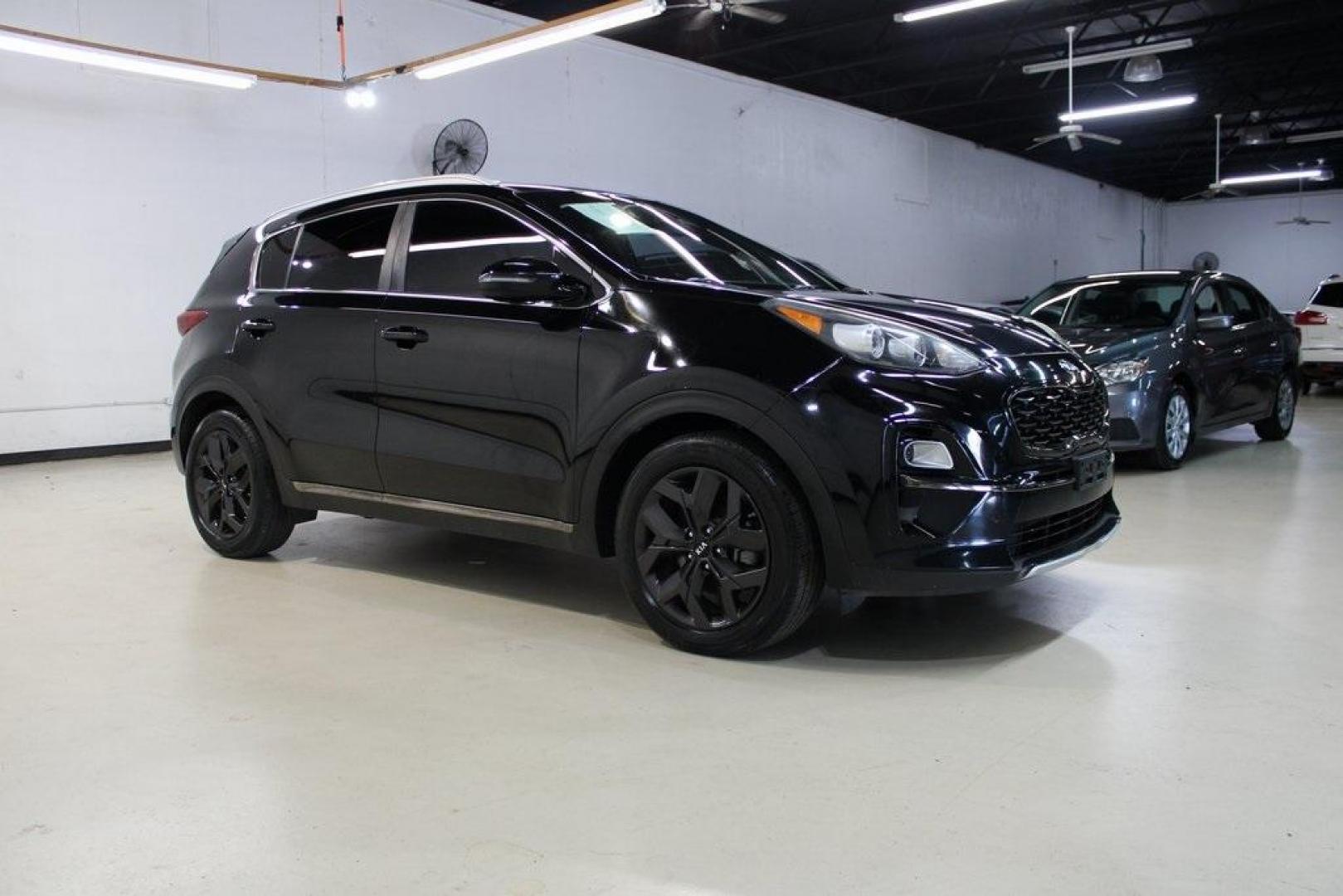 2020 Black Cherry Pearl /Black Kia Sportage S (KNDP63AC0L7) with an 2.4L I4 DGI DOHC 16V engine, Automatic transmission, located at 15300 Midway Rd., Addison, TX, 75001, (972) 702-0011, 32.958321, -96.838074 - Photo#7