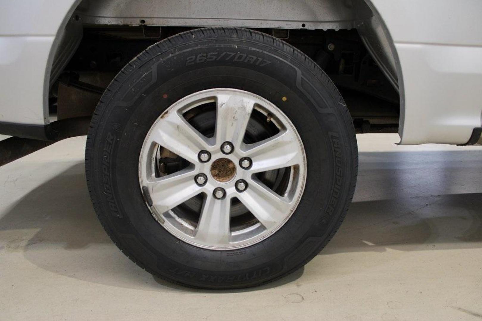 2018 Ingot Silver /Gray Ford F-150 XLT (1FTEW1EG4JK) with an 3.5L V6 EcoBoost engine, Automatic transmission, located at 15300 Midway Rd., Addison, TX, 75001, (972) 702-0011, 32.958321, -96.838074 - Introducing the 2018 Ford F-150 XLT SuperCrew, now available at Midway Auto Group in Addison, Texas. This full-size pickup truck seamlessly blends robust performance, advanced technology, and exceptional comfort, making it an ideal choice for both work and leisure.<br><br>Key Features:<br><br>Engine - Photo#10