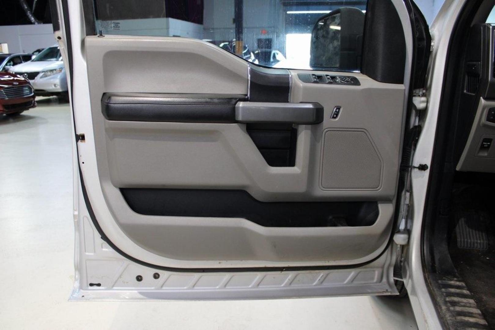 2018 Ingot Silver /Gray Ford F-150 XLT (1FTEW1EG4JK) with an 3.5L V6 EcoBoost engine, Automatic transmission, located at 15300 Midway Rd., Addison, TX, 75001, (972) 702-0011, 32.958321, -96.838074 - Introducing the 2018 Ford F-150 XLT SuperCrew, now available at Midway Auto Group in Addison, Texas. This full-size pickup truck seamlessly blends robust performance, advanced technology, and exceptional comfort, making it an ideal choice for both work and leisure.<br><br>Key Features:<br><br>Engine - Photo#24