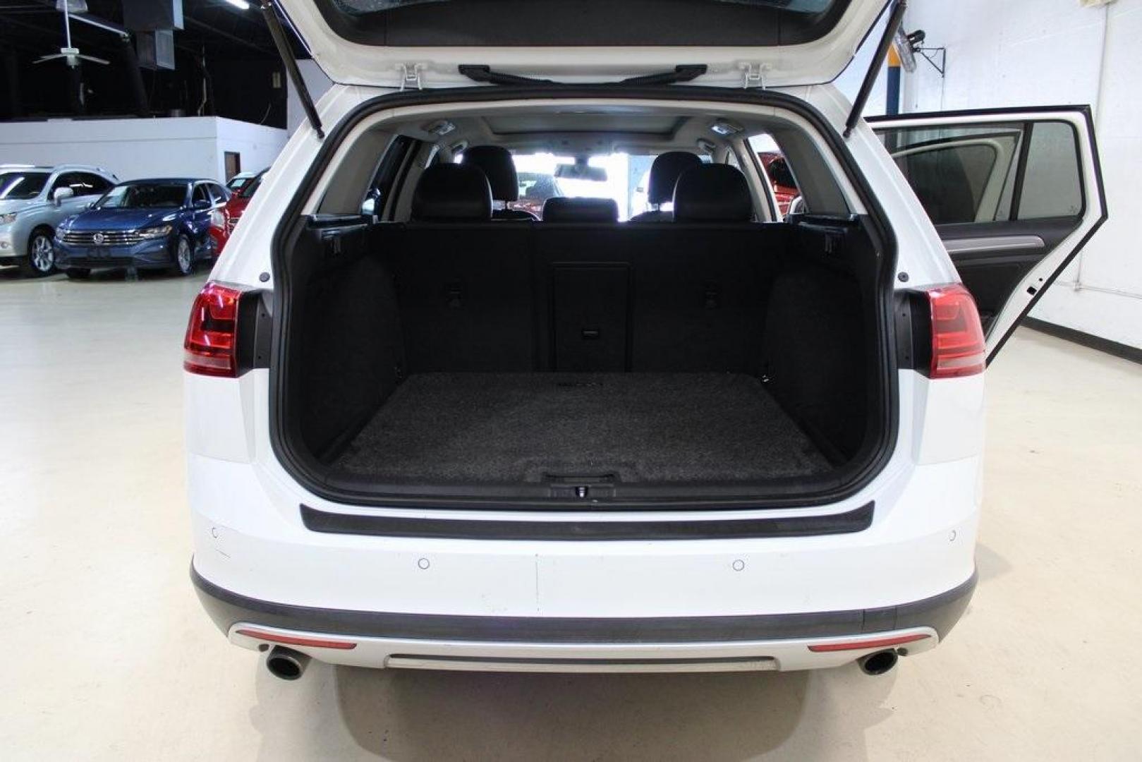 2017 Pure White /Titan Black Volkswagen Golf Alltrack TSI SE (3VWH17AU0HM) with an 1.8L I4 Turbocharged DOHC 16V SULEV II 170hp engine, Automatic transmission, located at 15300 Midway Rd., Addison, TX, 75001, (972) 702-0011, 32.958321, -96.838074 - HOME OF THE NO HAGGLE PRICE - WHOLESALE PRICES TO THE PUBLIC!! 4D Wagon, 1.8L I4 Turbocharged DOHC 16V SULEV II 170hp, 6-Speed DSG Automatic with Tiptronic, AWD, White.<br><br>White 2017 Volkswagen Golf Alltrack<br><br>Recent Arrival! 22/30 City/Highway MPG<br><br><br>At Midway Auto Group, we strive - Photo#13