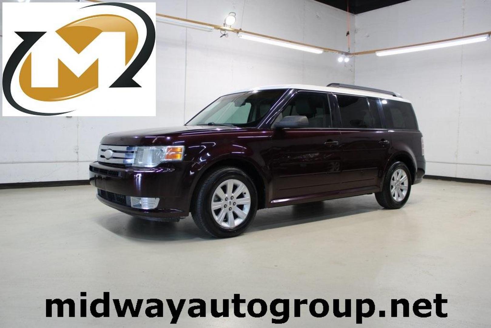 2011 Bordeaux Reserve Red Metallic Ford Flex SE (2FMGK5BC5BB) with an Duratec 3.5L V6 engine, Automatic transmission, located at 15300 Midway Rd., Addison, TX, 75001, (972) 702-0011, 32.958321, -96.838074 - Photo#0