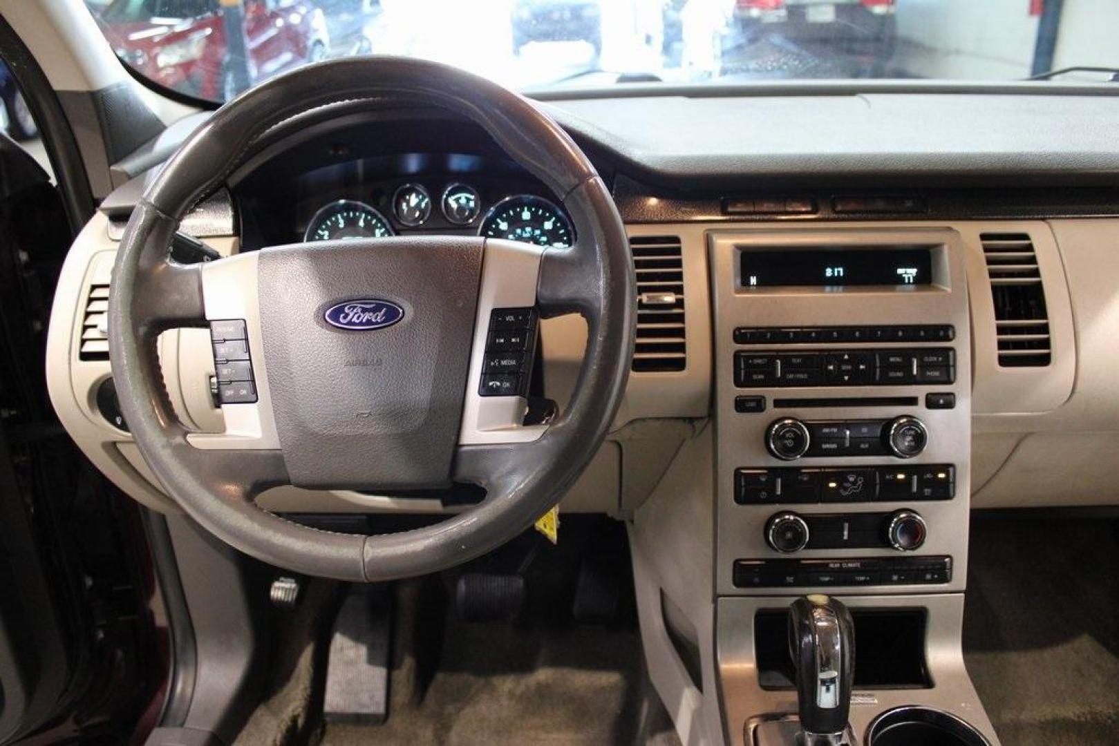 2011 Bordeaux Reserve Red Metallic Ford Flex SE (2FMGK5BC5BB) with an Duratec 3.5L V6 engine, Automatic transmission, located at 15300 Midway Rd., Addison, TX, 75001, (972) 702-0011, 32.958321, -96.838074 - Photo#17