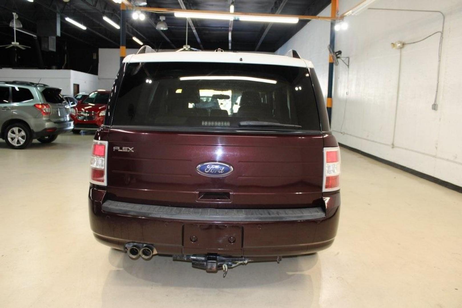 2011 Bordeaux Reserve Red Metallic Ford Flex SE (2FMGK5BC5BB) with an Duratec 3.5L V6 engine, Automatic transmission, located at 15300 Midway Rd., Addison, TX, 75001, (972) 702-0011, 32.958321, -96.838074 - Photo#7