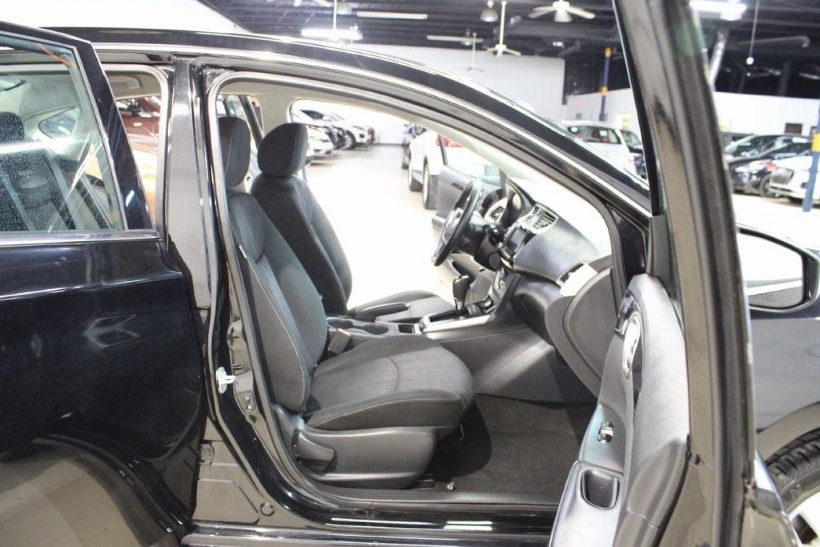 2019 Super Black /Charcoal Nissan Sentra SV (3N1AB7AP7KY) with an 1.8L 4-Cylinder DOHC 16V engine, CVT transmission, located at 15300 Midway Rd., Addison, TX, 75001, (972) 702-0011, 32.958321, -96.838074 - Photo#9