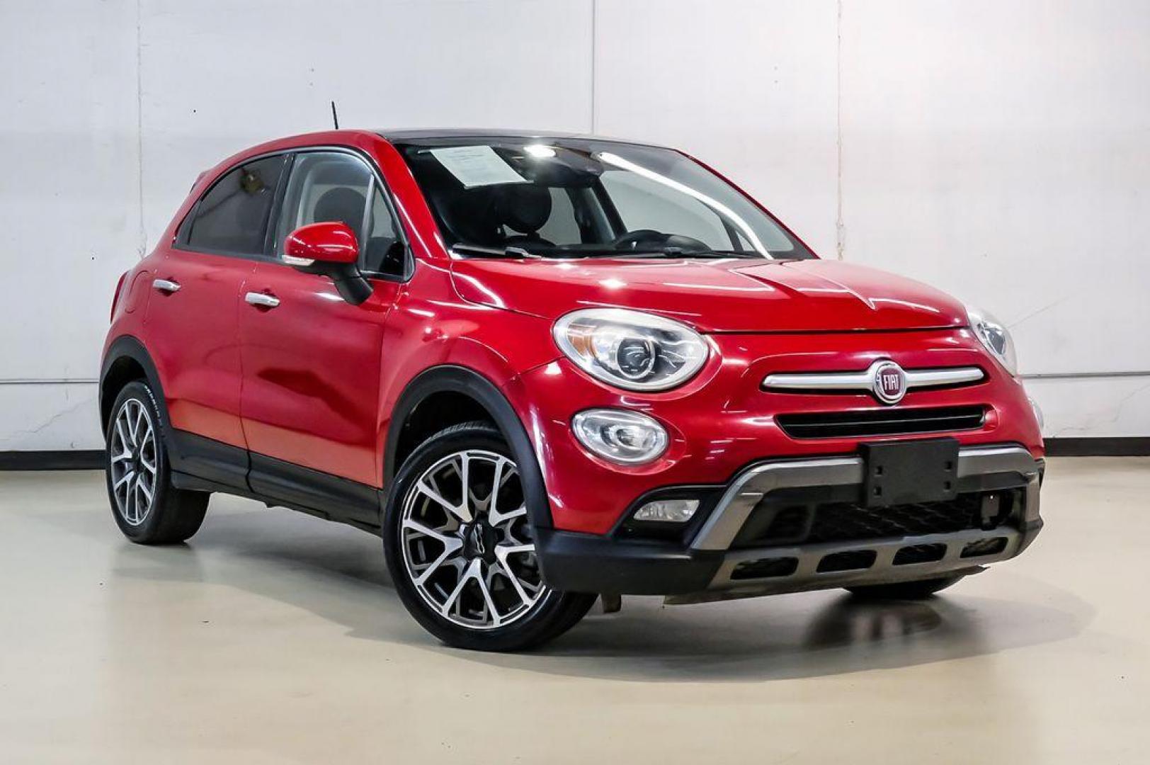 2017 Rosso Passione (Red Hypnotique Clear Coat) /Black Fiat 500X Trekking (ZFBCFXCB2HP) with an 2.4L I4 MultiAir engine, Automatic transmission, located at 15300 Midway Rd., Addison, TX, 75001, (972) 702-0011, 32.958321, -96.838074 - Photo#6