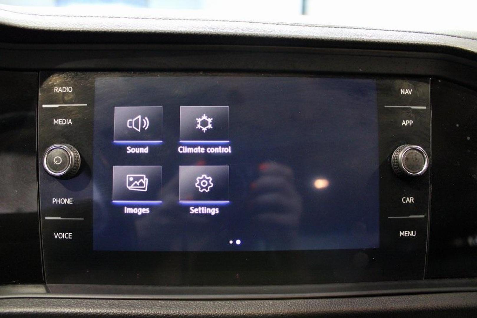 2020 Deep Black Pearl Metallic /Dark Beige/Black Volkswagen Jetta SEL Premium (3VWG57BU8LM) with an 1.4L TSI engine, Automatic transmission, located at 15300 Midway Rd., Addison, TX, 75001, (972) 702-0011, 32.958321, -96.838074 - HOME OF THE NO HAGGLE PRICE - WHOLESALE PRICES TO THE PUBLIC!! Navigation, Backup Camera, Leather Seats, Sunroof / Moonroof, non smoker, Jetta SEL, 4D Sedan, 1.4L TSI, 8-Speed Automatic, FWD, Black, Dark Beige/Black Leather.<br><br>Black 2020 Volkswagen Jetta SEL Premium<br><br>Recent Arrival! 30/40 - Photo#22