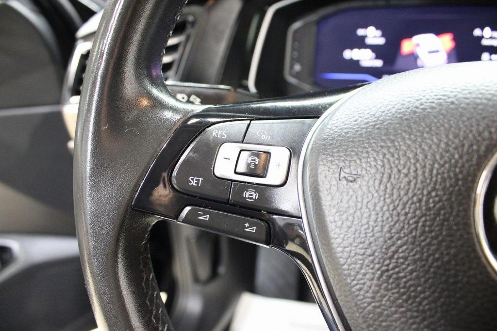2020 Deep Black Pearl Metallic /Dark Beige/Black Volkswagen Jetta SEL Premium (3VWG57BU8LM) with an 1.4L TSI engine, Automatic transmission, located at 15300 Midway Rd., Addison, TX, 75001, (972) 702-0011, 32.958321, -96.838074 - HOME OF THE NO HAGGLE PRICE - WHOLESALE PRICES TO THE PUBLIC!! Navigation, Backup Camera, Leather Seats, Sunroof / Moonroof, non smoker, Jetta SEL, 4D Sedan, 1.4L TSI, 8-Speed Automatic, FWD, Black, Dark Beige/Black Leather.<br><br>Black 2020 Volkswagen Jetta SEL Premium<br><br>Recent Arrival! 30/40 - Photo#26